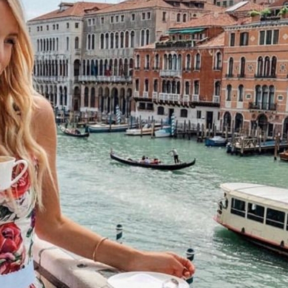 Welcome - Picture 4 of 9